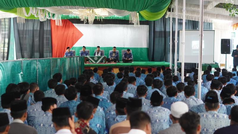 Ponpes Dimsa Kedatangan Tamu Spesial dari Palestina: Ngaji Bersama Syeikh Ahmad Mohamad Said Mokalalaty